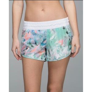 Lululemon Tracker Short III *4-way Stretch Blushed Illusion Multi White Size 4